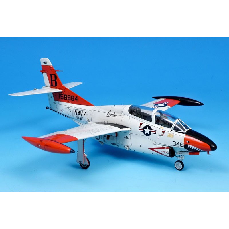1/32 T-2 Buckeye