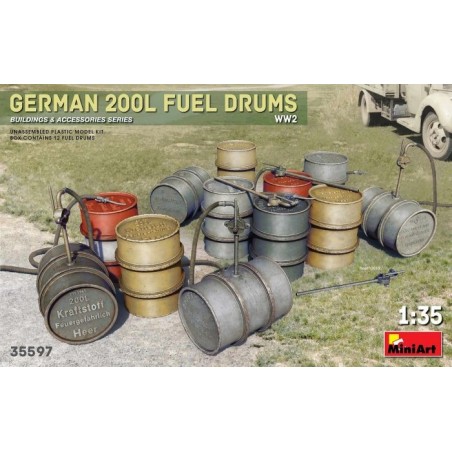 1/35 GERMAN 200L FUEL DRUMS WW2