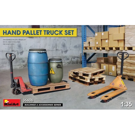 Maqueta Miniart 1/35 Hand Pallet Truck Set