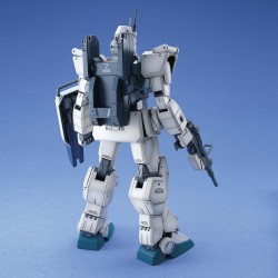 Bandai 1/100 MG Gundam EZ-8 2