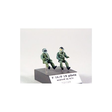 1/72 F16/F-18 Pilots seated in a/c (2 units- resin)