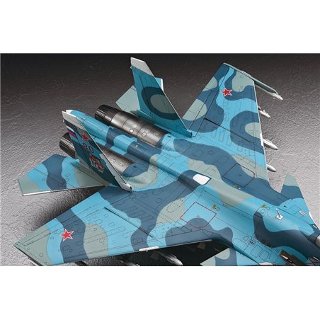 1/72 Su-33 Flanker D