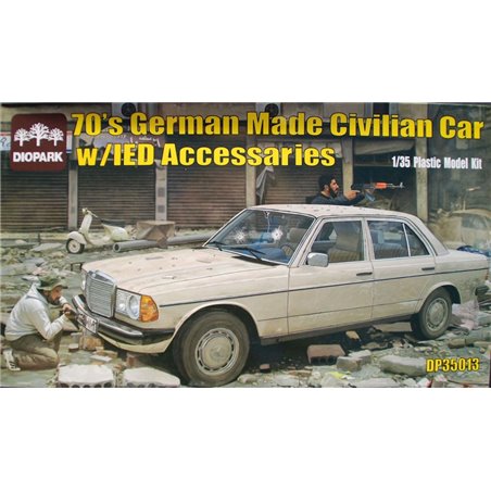 1/35 70's German Made Civilian Car w/IED Accessary